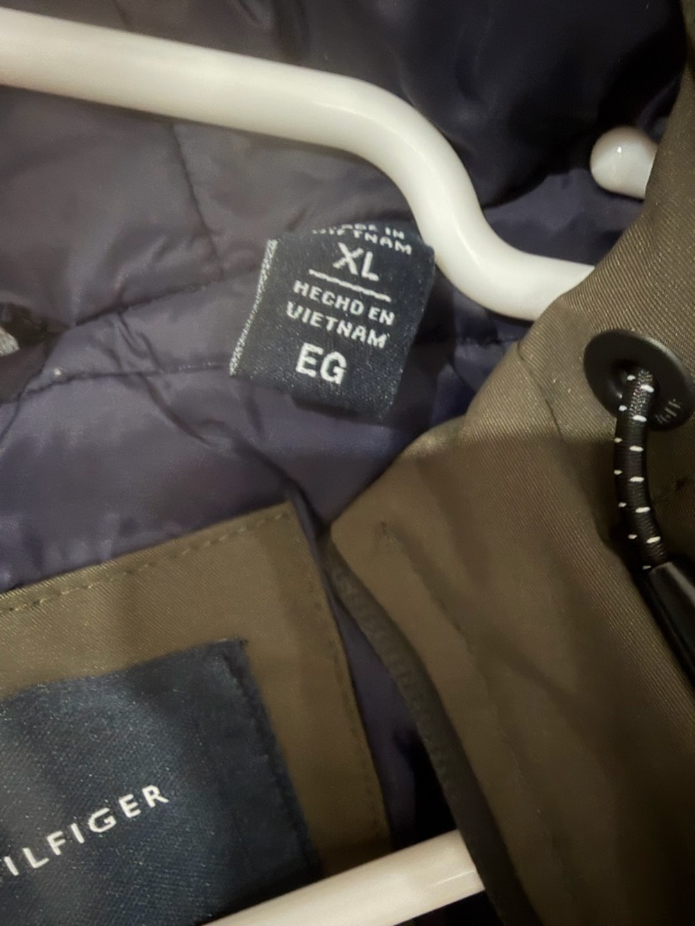 Tommy Hilfiger Men's Olive Hooded Rain Jacket - Picture 4 of 15